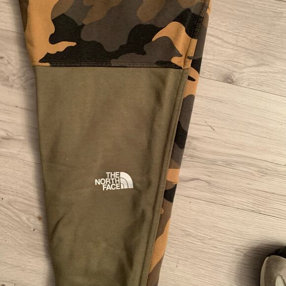 North Face Jogger Sweatpants Size M - Picture 2 of 5